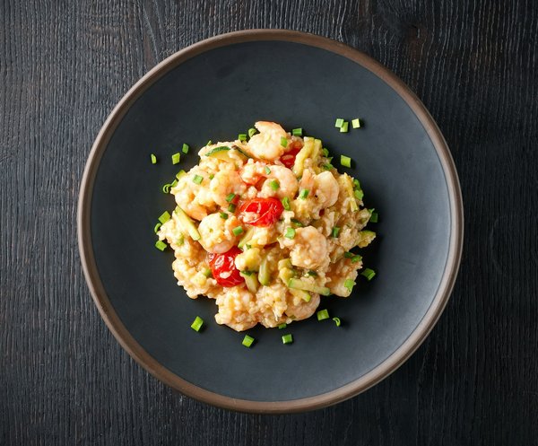 Come fare un risotto al prosecco con asparagi e gamberetti?